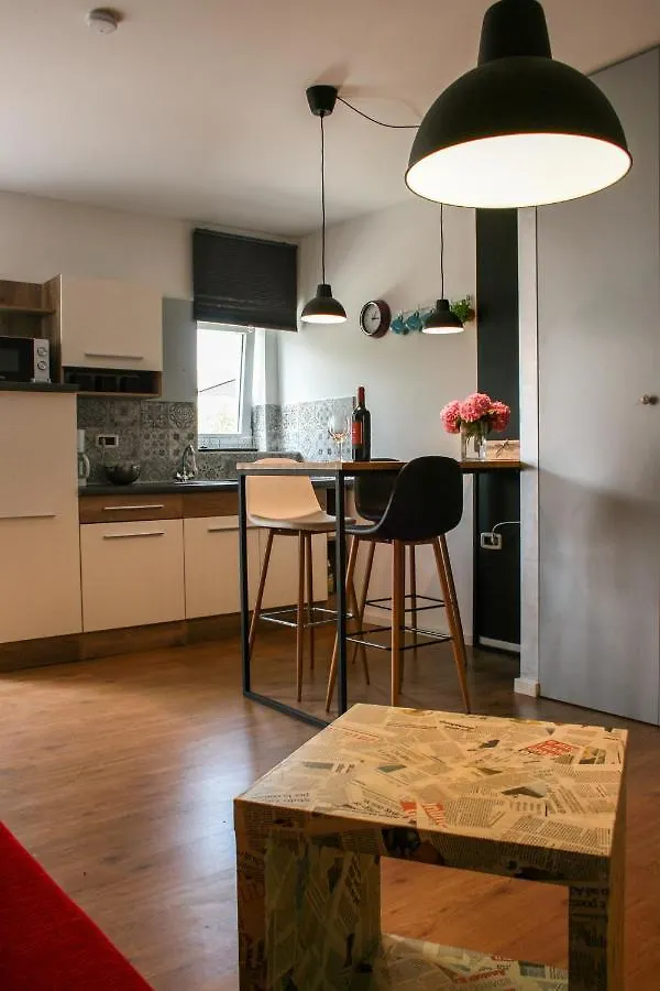 Pretty Little Thing Called Biska Pula Apartamento